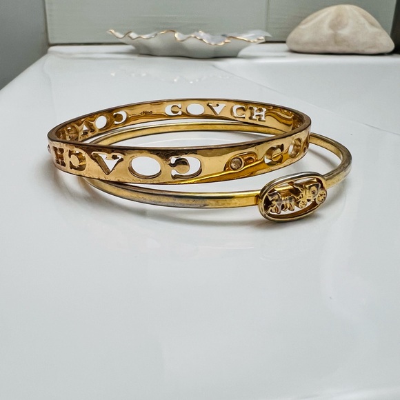 Gold-Tone Bangle Bracelet Set Note: very worn fyi - Picture 5 of 6